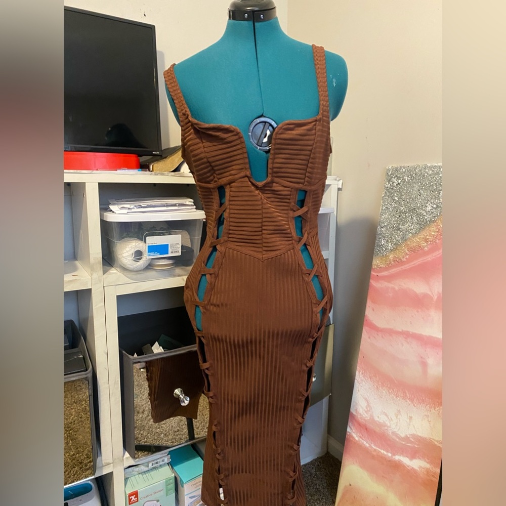 XL Fashion Nova No Cuts Given dress